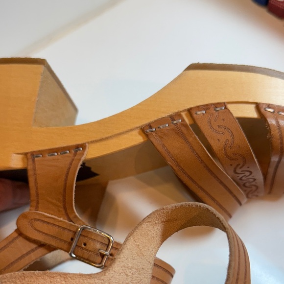 Swedish Hasbeens Tan Leather Mules - Picture 5 of 14
